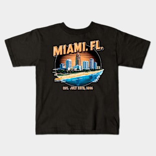 Miami, Florida. Souvenir Vintage Nostalgic Cityscape tee Kids T-Shirt